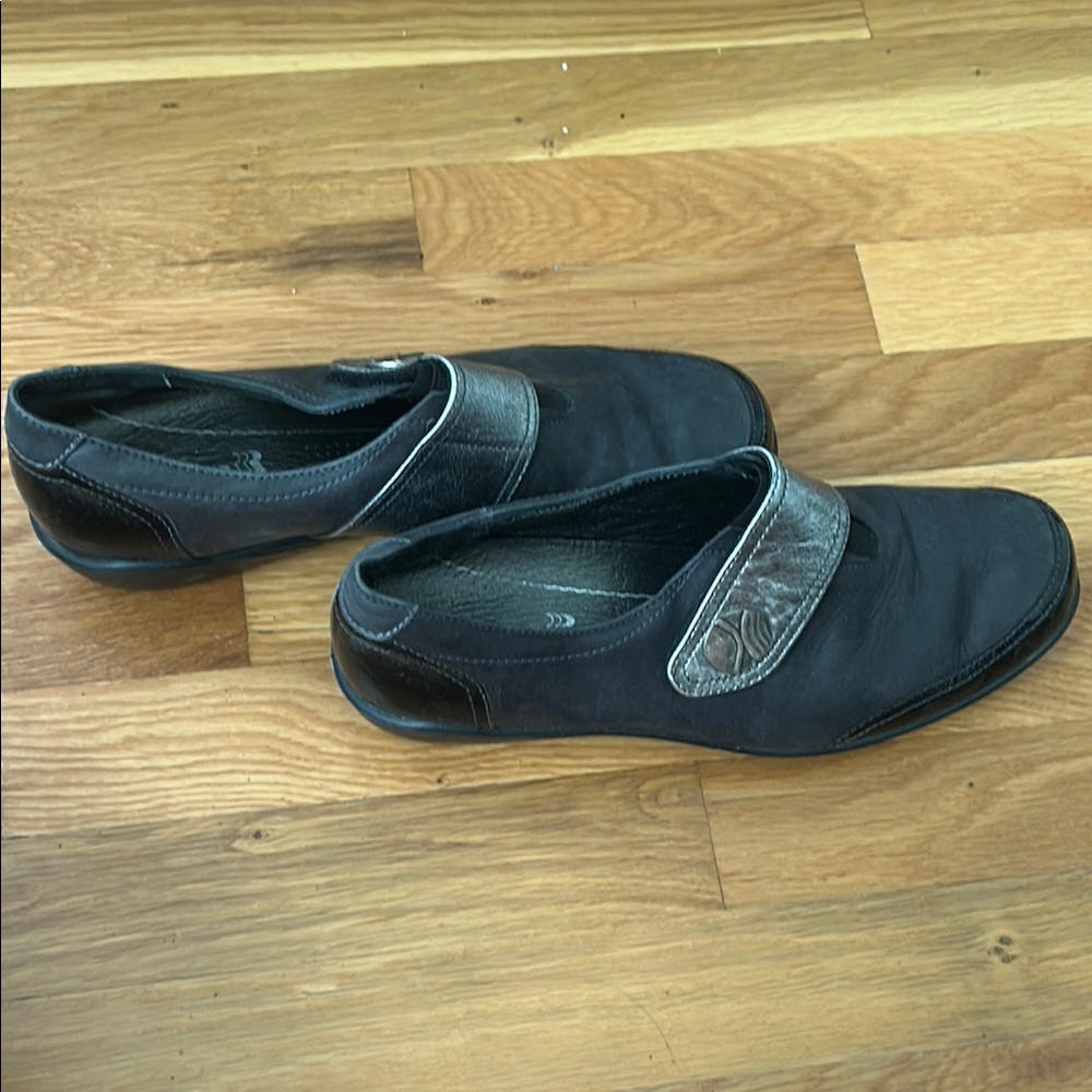 Romika Black Slip-On Loafers with Velcro Strap